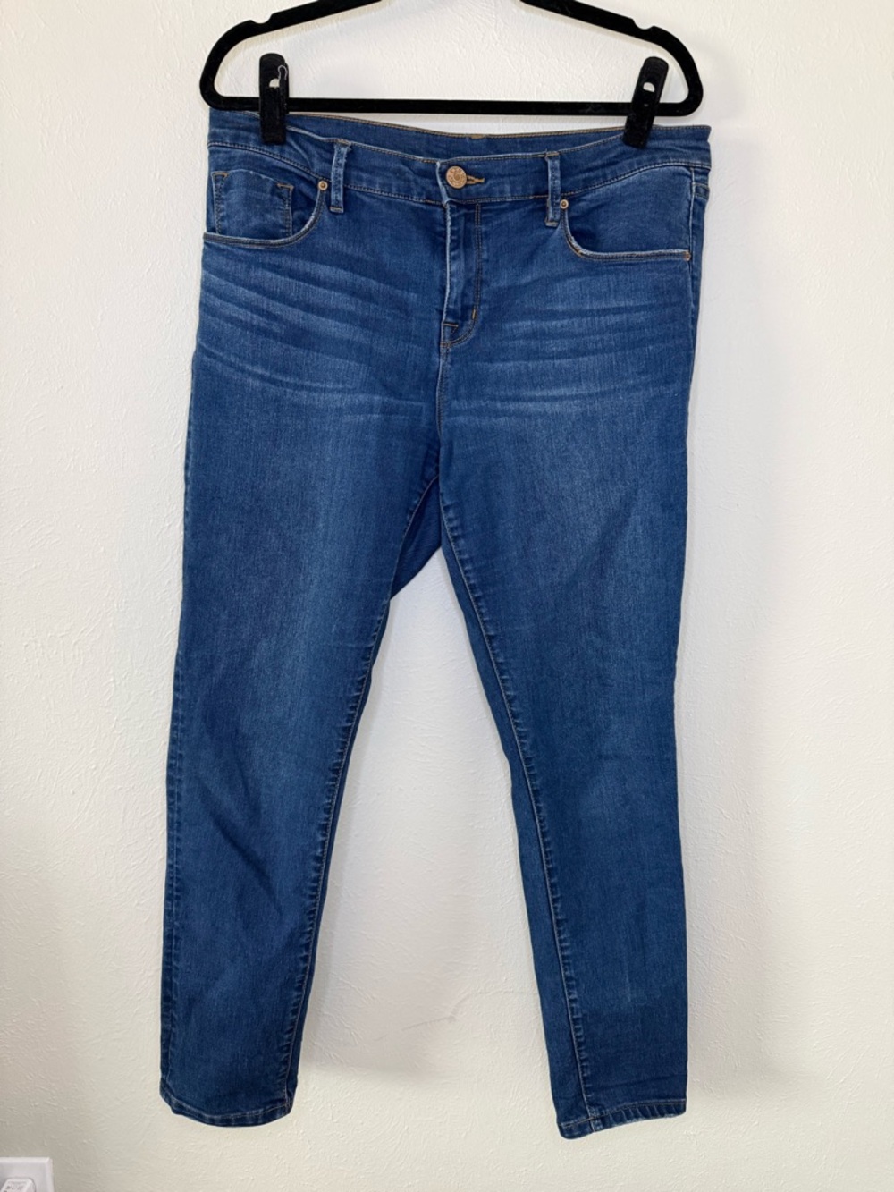 BDG Women’s Blue Stretch Skinny Jeans size 32W